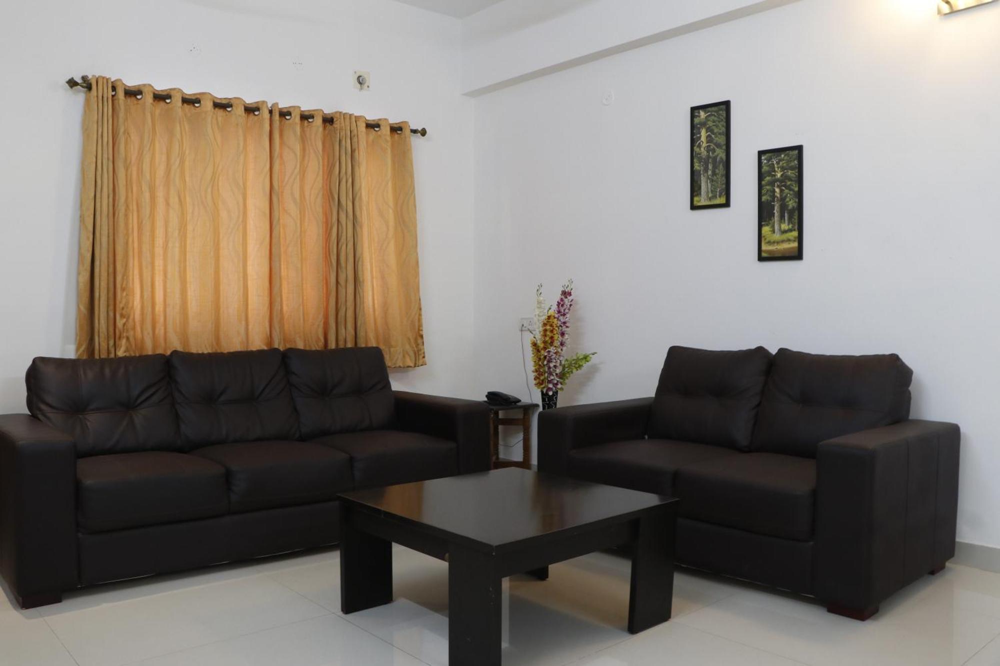 Fiesta House Pallikaranai Chennai Ngoại thất bức ảnh